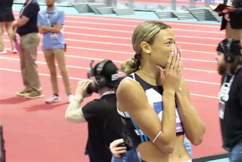 Anna Hall Runs 2 03 23 To Win 800m At Florida Relays 2023 World Track