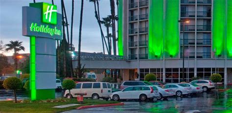 Holiday Inn Long Beach Airport Parking - 2640 N Lakewood Blvd Long Beach, CA 90815