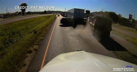 Dashcam Video Shows Dump Truck Slamming Into Stopped Cars Cbs Minnesota