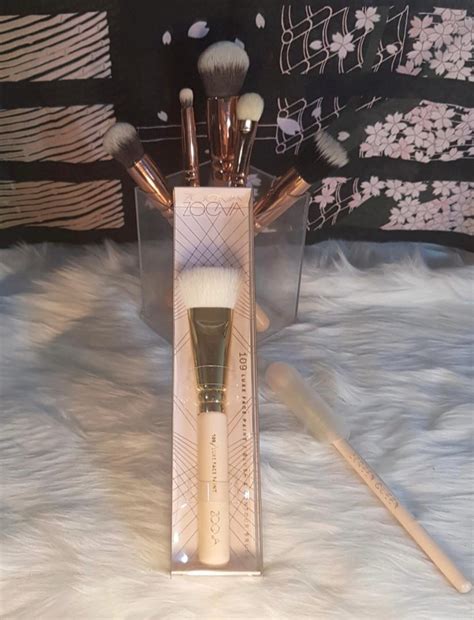 Zoeva Limited Edition Screen Queen Blush And Contour Brush Beauty