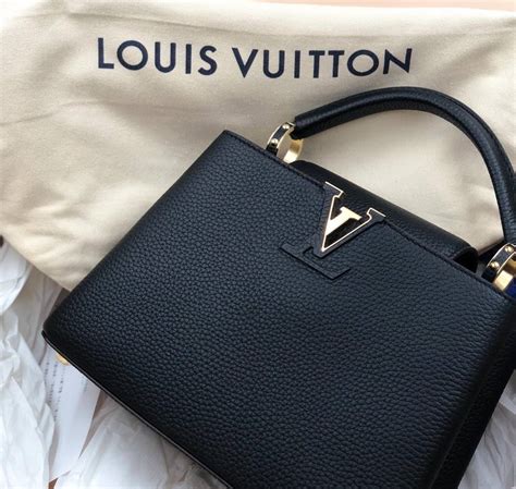 Louis Vuitton ルイヴィトン カプシーヌbb 2way ハンドショルダーバッグ トリヨンレザー ブラック M94586