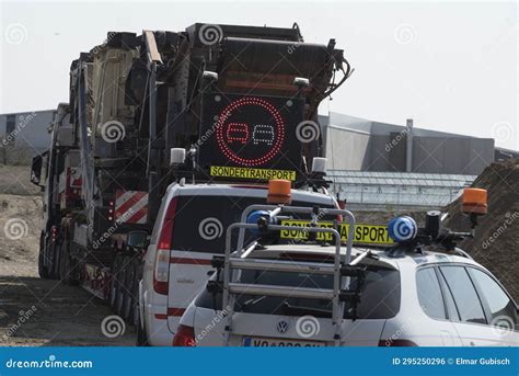 Heavy Load Transport on the Road Editorial Photo - Image of bulk ...