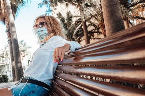 Premium Photo Low Angle View Of Woman Wearing Sunglasses