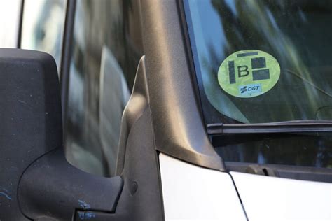 Coches Con Etiqueta B Y Sin Etiqueta Lo Que Les Espera En Motor