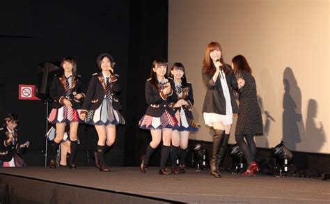 【写真 13 17枚】hkt48・指原莉乃：nmb映画舞台あいさつに“乱入”も歓迎ムード 自身の初監督作をアピール Mantanweb（まんたんウェブ）