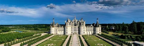 Chambord Castle & Domain (Official)
