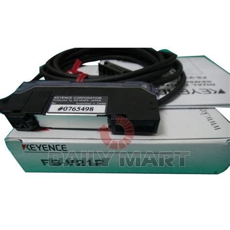 KEYENCE Photoelectric Sensor Amplifier FS V21R FSV21R New In Box NIB