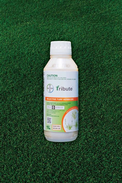 Tribute Selective Herbicide 1l Myhometurf