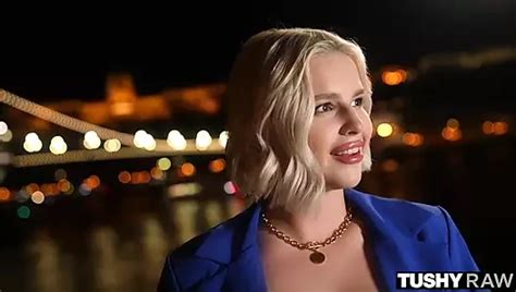 Blackedraw blonde dan mit bombe bekommt spät in der nacht einen bbc xHamster