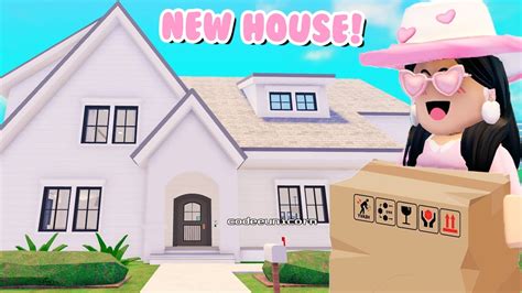 New House Move In Day Roblox Berry Avenue Youtube