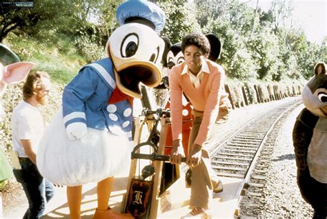 The History Of Michael Jackson At Disneyland — Mjfangirl