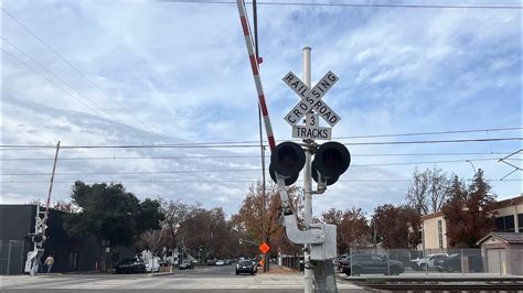 Sacrt Light Rail At V St Railroad Crossing Sacramento Ca Youtube