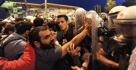 Turquia Vive Dia De Mais Protestos Ap S Morte De Jovem Atingido Pela