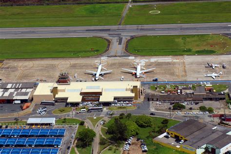 Aeroporto Internacional de Navegantes completa 47 anos Avião Revue