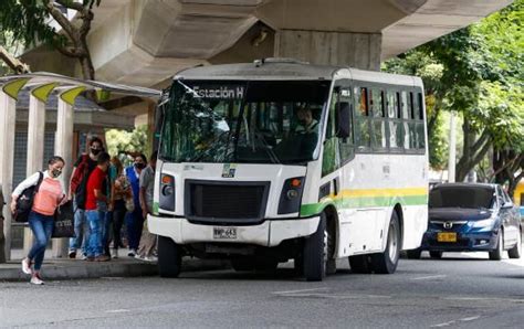 Por qué se demoran tanto algunos buses alimentadores del metro