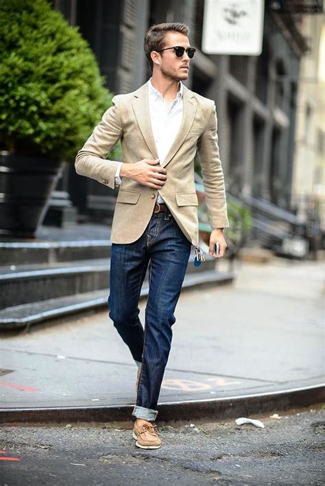 30 Casual Outfits For Men To Try This Year