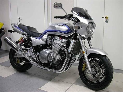 Honda Honda CB1300 Super Four ABS - Moto.ZombDrive.COM