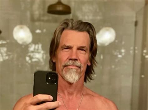 Josh Brolin Shares Nude Photo To Emphasise Point About Outer Range