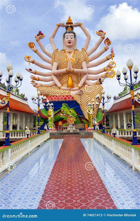 SAMUI THAILAND JULY 02 2016 Sculpture Of 1000 Arms Guanyin In The