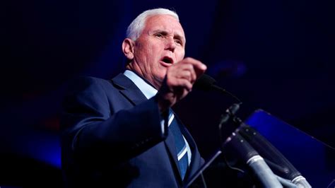 Pence Condemns Attacks On Fbi After Mar A Lago Search