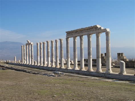 Laodikeia Antik Kenti Küçük Dünya Gezi Rehberi