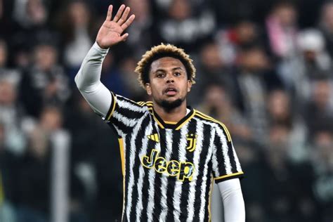 Rabiot Alcaraz E Mckennie Rebus Futuro Per I Centrocampisti Della Juve