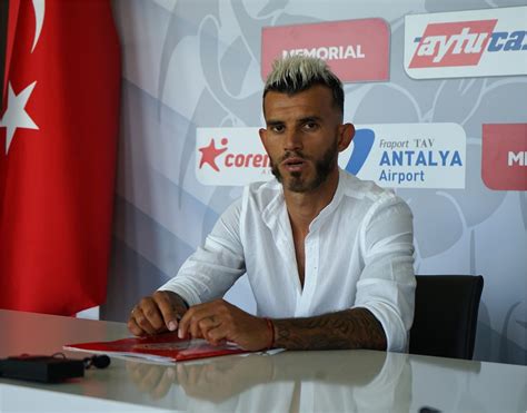 Güray Vural İmzayı Attı Futbol Antalyaspor Resmi İnternet Sitesi