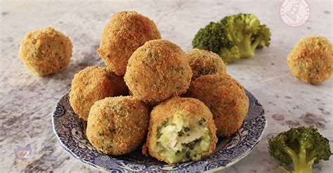 Polpette Di Broccoli In Padella Al Forno O Fritte Ricetta Facile