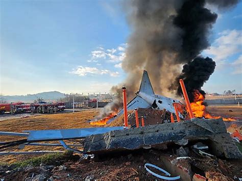 Flugzeugabsturz in Südkorea Mindestens 28 Tote bei Landung in Muan