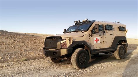 Sand Cat Armored Truck Emergency Vehicles Fire Rescue Military Men