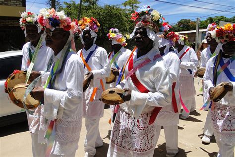 Dan As Da Regi O Sudeste T Picas Populares Tradicionais Folcl Ricas