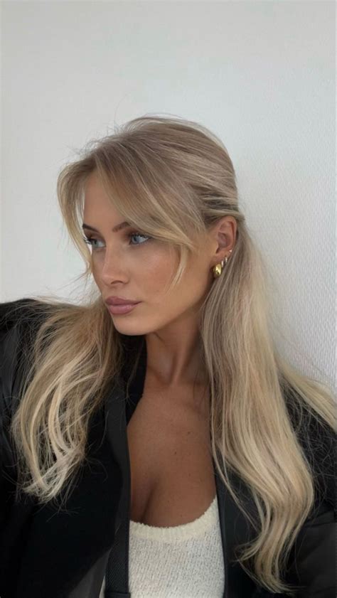 Mid Length Blonde Hairstyles To Show Your Stylist Pronto In