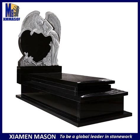 Chinese Natural Granite Laser Angel Wings Holding Heart Holding Heart Tombstone China