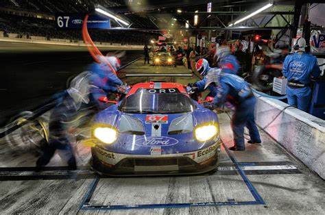 Chasing History: The New Ford GT Goes Racing