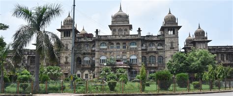 Gajra Raja Medical College