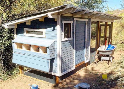 Portable Backyard Chicken Coop : chickens + running = "therapy" | Diy chicken coop plans ...