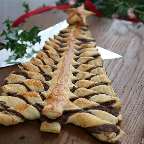 15 Easy Puff Pastry Desserts Your Holiday Crew Will Love