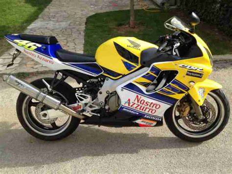 Honda Cbr Fs Valentino Rossi Replica Bestes Angebot Von Honda