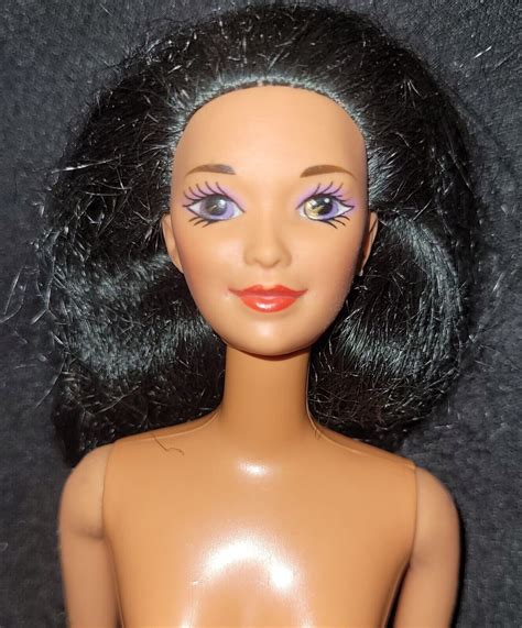 Vintage 1993 Sun Jewel Kira Barbie Doll 10956 Mattel Ebay