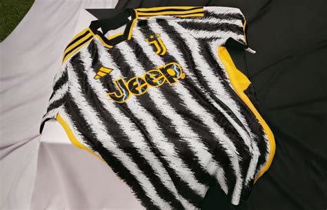 Juventus Contro La Cremonese Debutta La Maglia Tifo Juventus