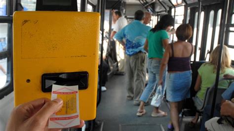 Amt Bus Gratis A Genova Per Under14 E Over70 Treni Abbonamenti