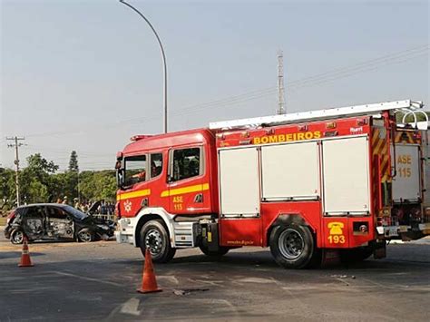 G1 Motorista atropela e mata homem em parada de ônibus do Setor