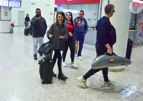 Foto Sandy E Lucas Lima Desembarcam Juntos No Aeroporto De Campinas