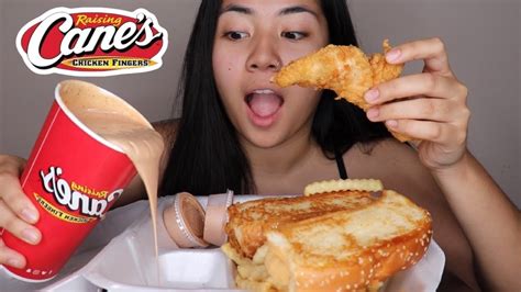 Raising Canes Mukbang Huge Cup Of Sauce Heymaryp Youtube