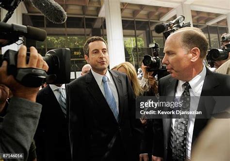 Howard K Stern Lawyer Photos and Premium High Res Pictures - Getty Images