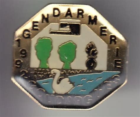 Rare Pins Pins Gendarmerie Nationale Blason Cygne Goudargues Gard