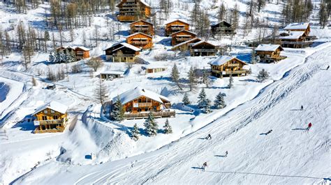 Les chalets plein sud location de chalets en bois sur les pistes à