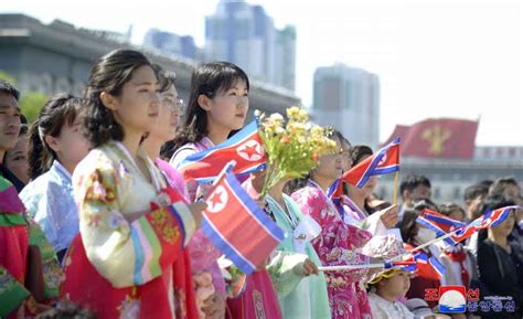 Lucida celebración del 1 de mayo en RPDC Fotos Noticias Prensa Latina