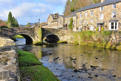 12 Best Small Towns in Wales | PlanetWare