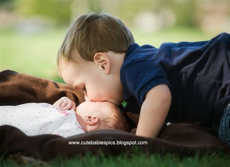 Cute Babies Kissing Pictures Free Download Cute Babies Pics Wallpapers